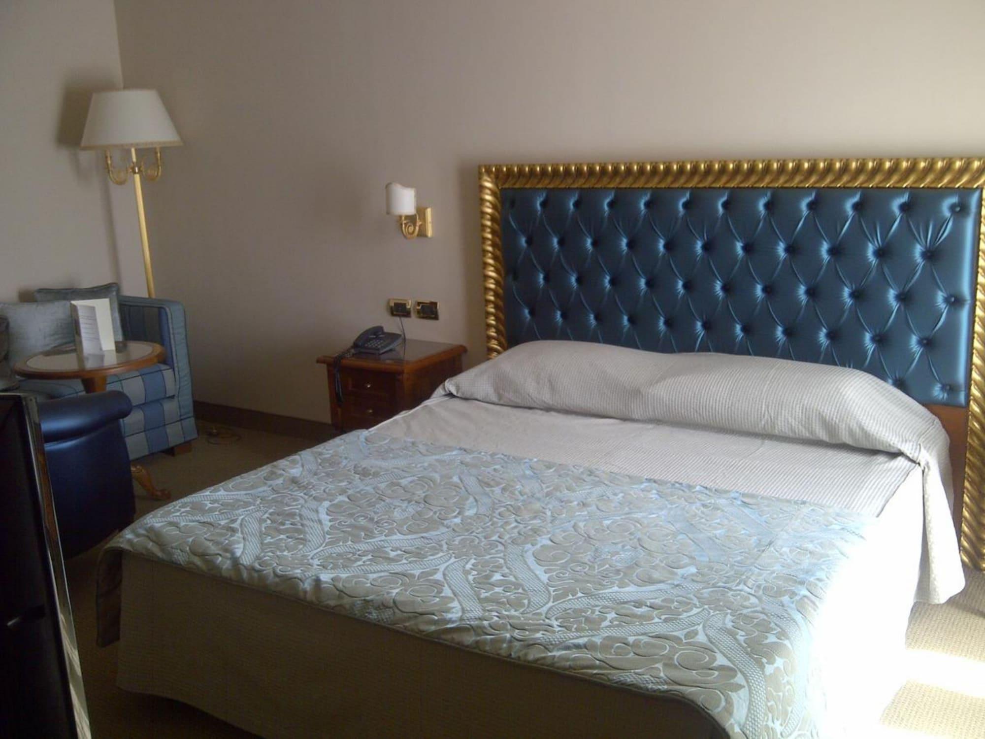 Santa Caterina Park Hotel Sarzana Extérieur photo