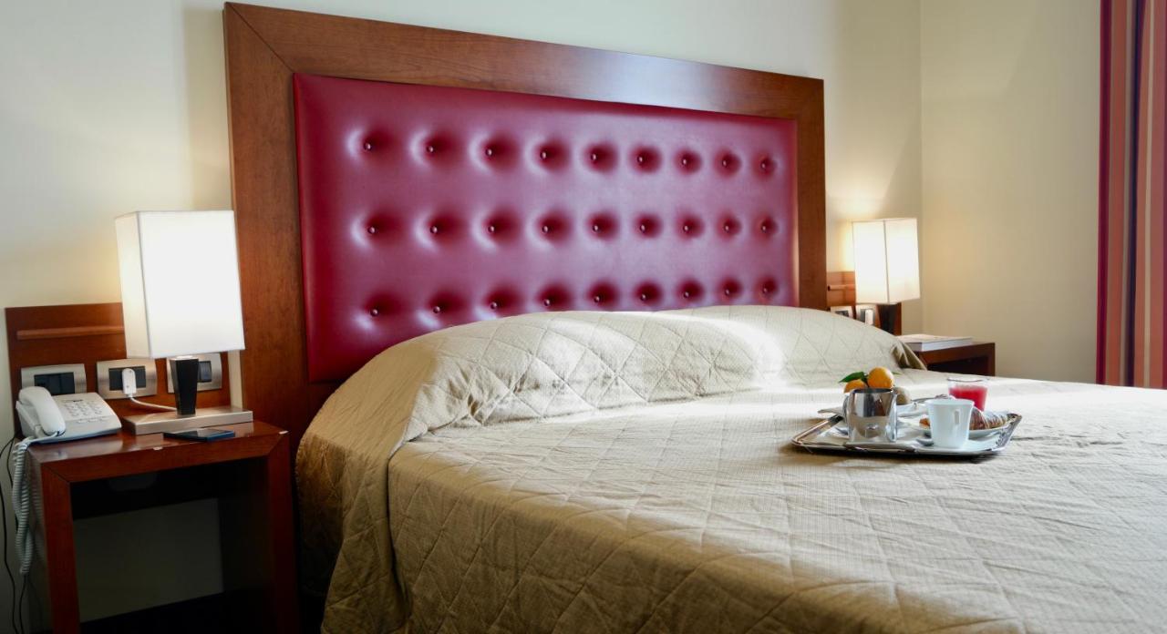 Santa Caterina Park Hotel Sarzana Extérieur photo