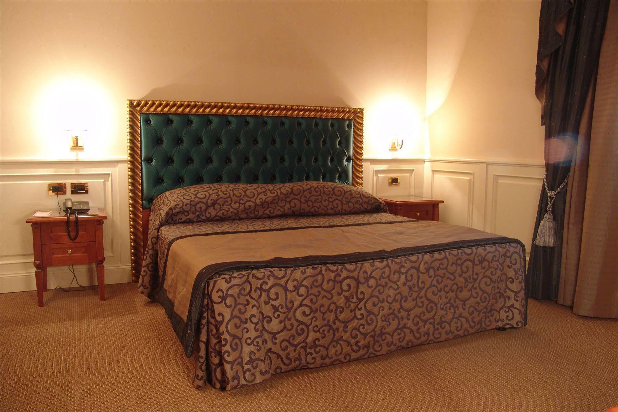 Santa Caterina Park Hotel Sarzana Extérieur photo